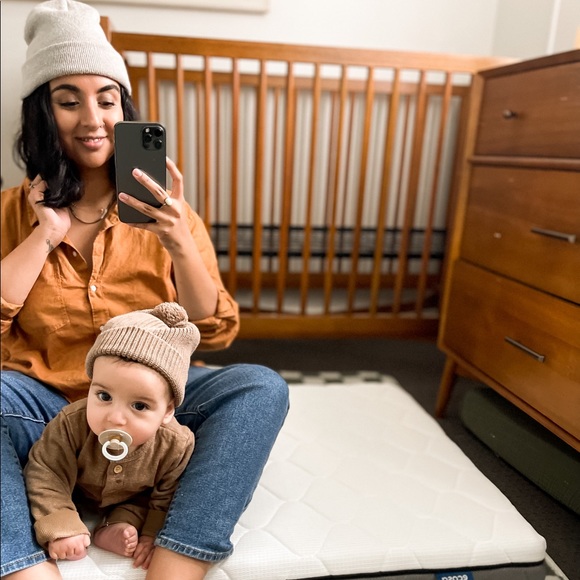 Meet your Posher, Alex 🤎 - Picture 2 of 2